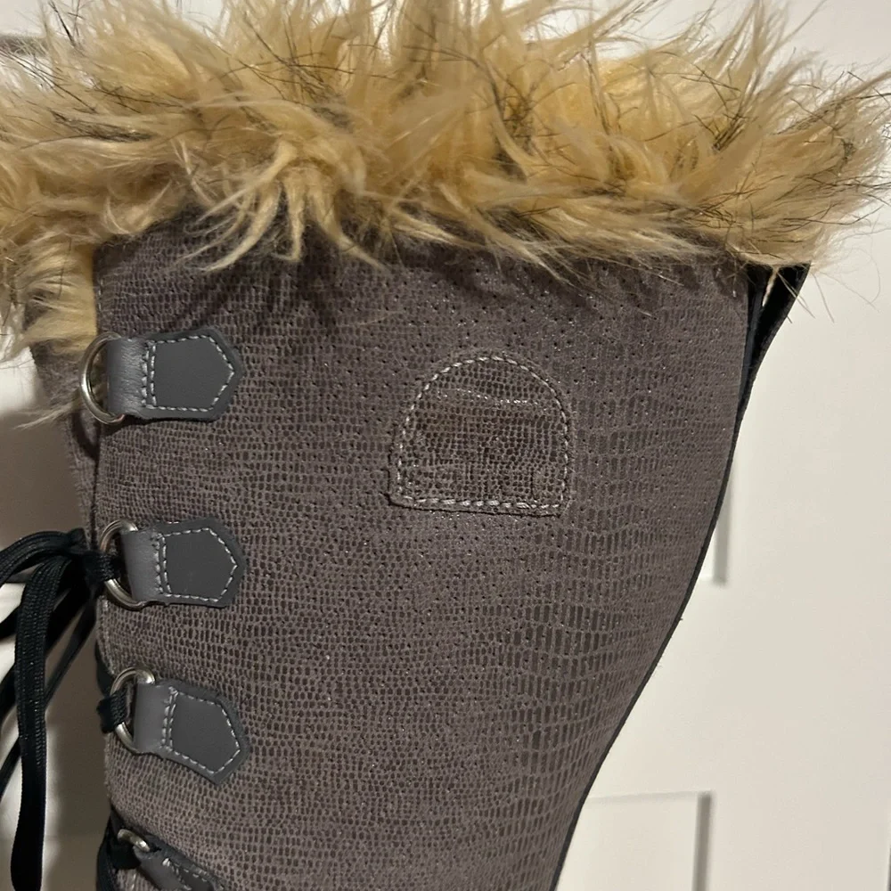 Sorel excellent joan